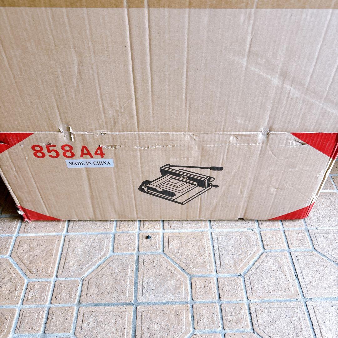 ダイシン商業　業務用　ペーパーカッター DS-858A4 約16kg 裁断機 ペーパーカッター、裁断機、業務用裁断機