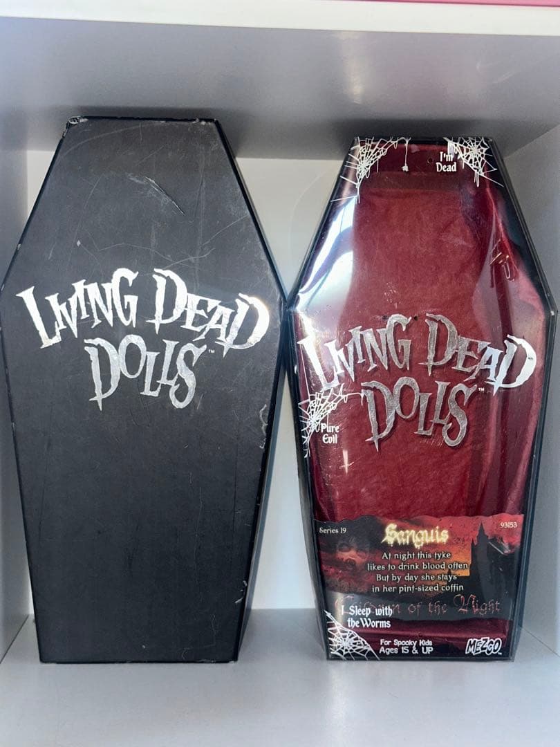 LIVING DEAD DOLLS Sanguis シリーズ19