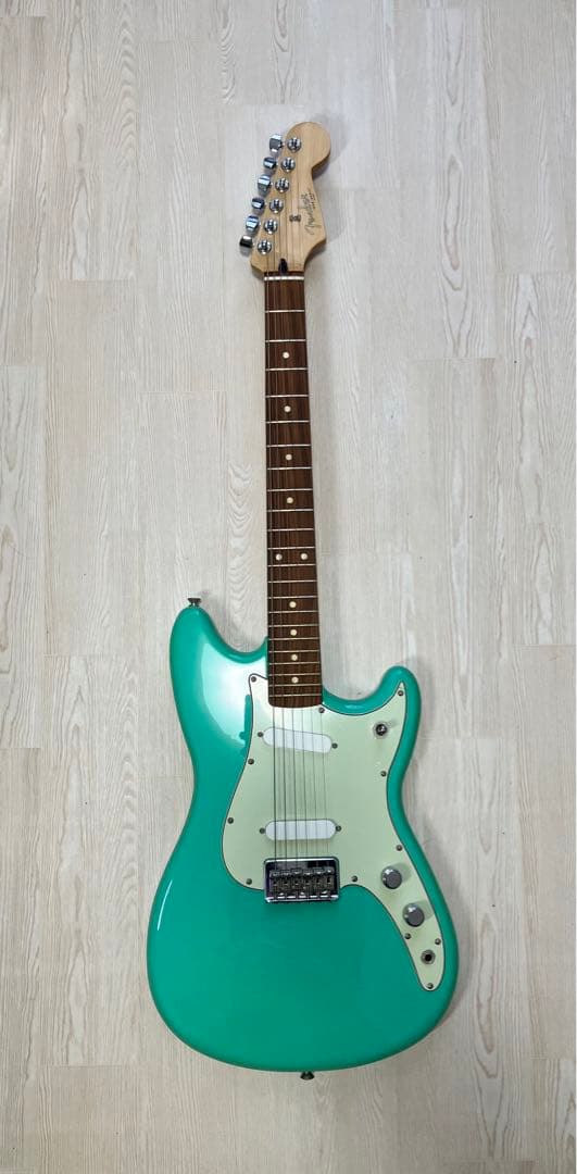 エレキギター フェンダー　デュオソニック　Fender Duosonic