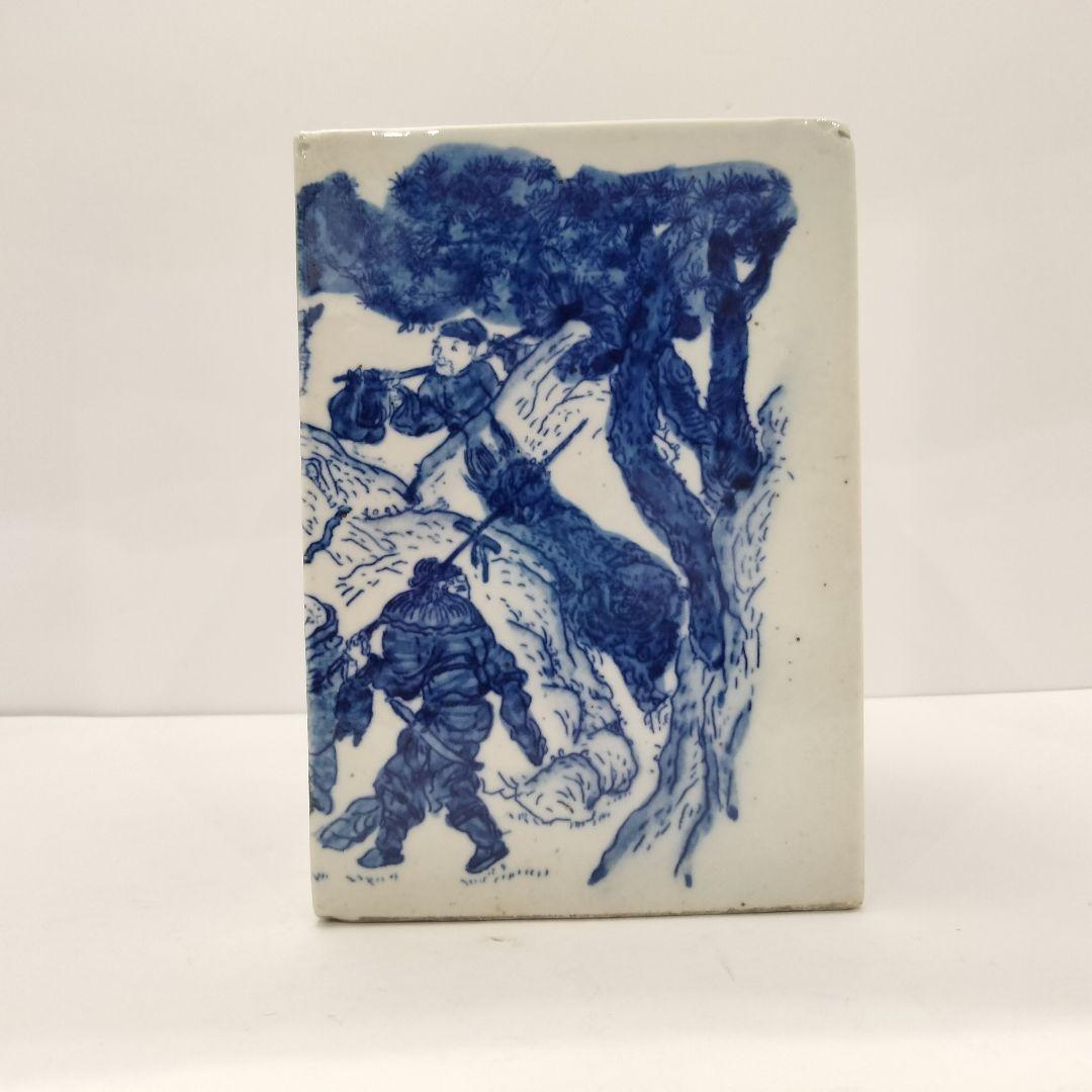 W318-2 清朝 古染付 在銘 大清康照年製 角鉢 筆筒 賢人山水図　E