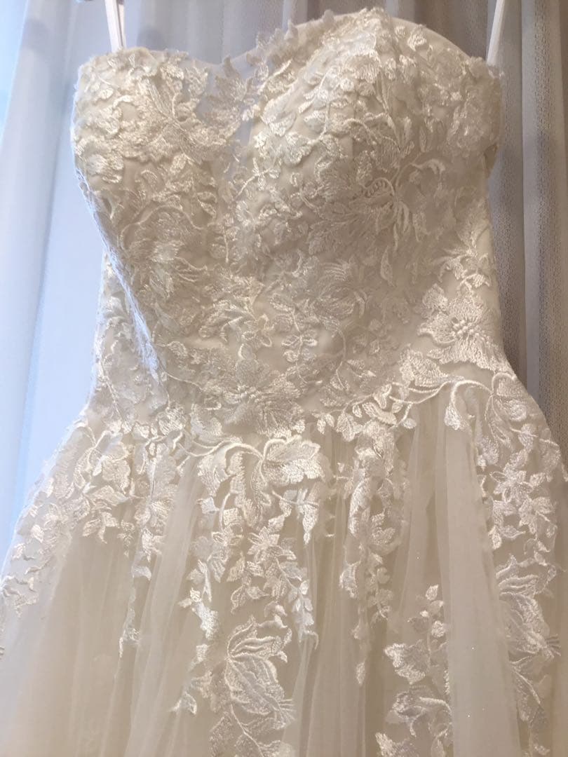 YNS WEEDINGオフショルダー ホワイト ウェディングドレス