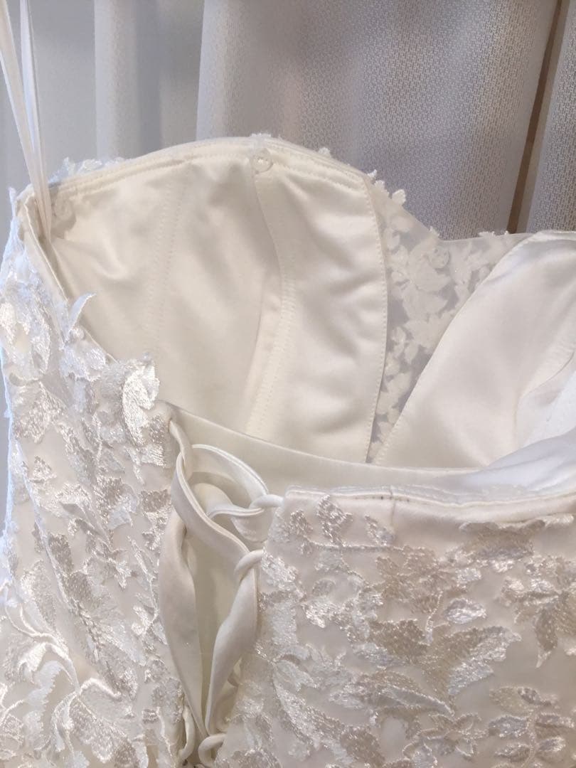 YNS WEEDINGオフショルダー ホワイト ウェディングドレス