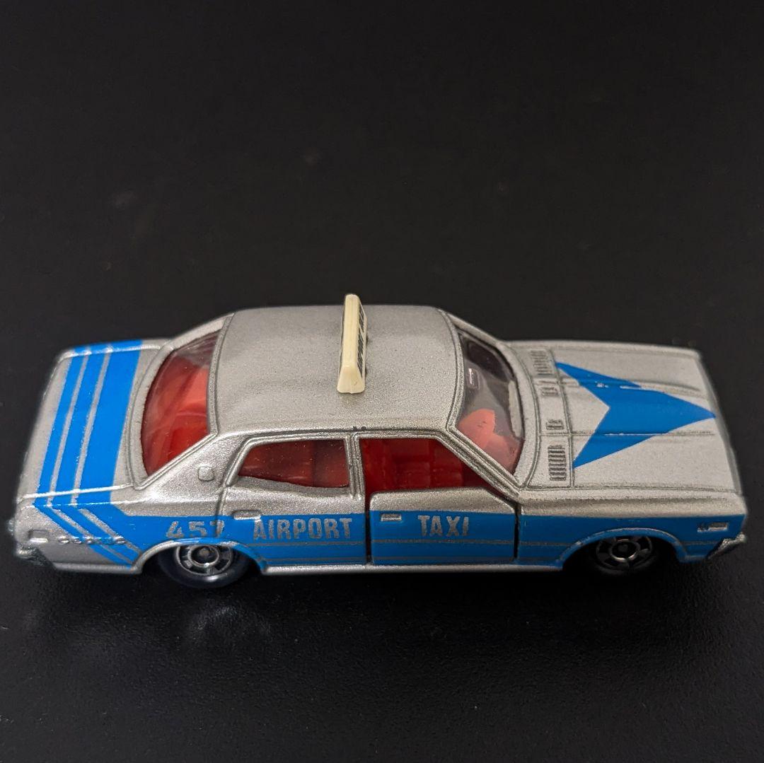 トミカ 日本製 黒箱No.47-3-1 日産セドリック空港タクシー 当時物