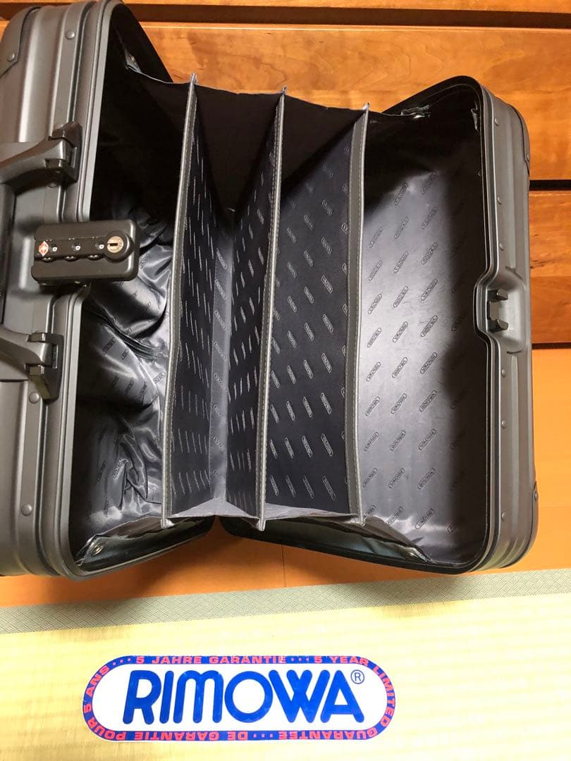 ☆美品☆激レア☆RIMOWA リモワ ステルス ビジネストロリー4輪 26L ☆