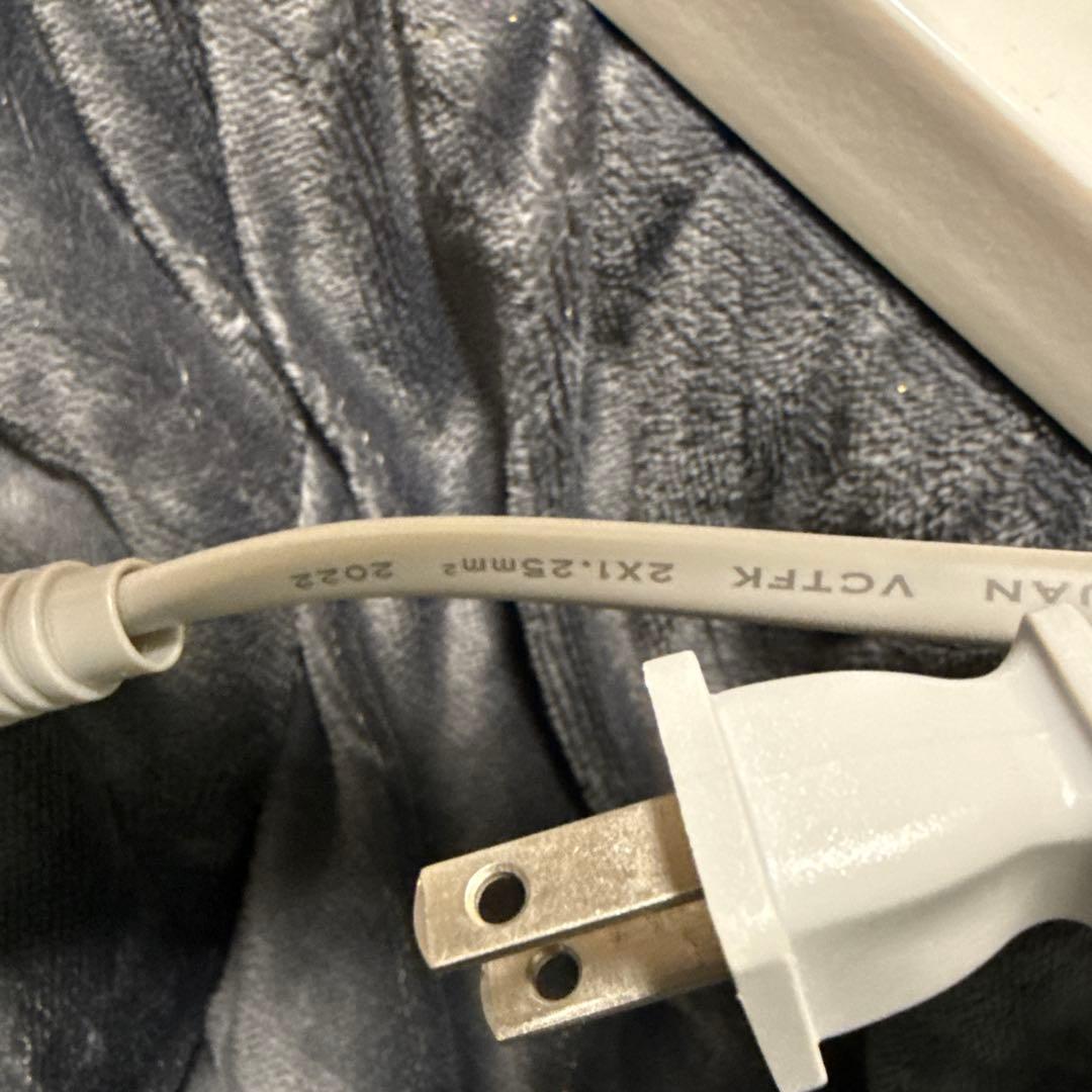 美品！絹女 KINUIO ヘアドライヤー 2022年製 KH201