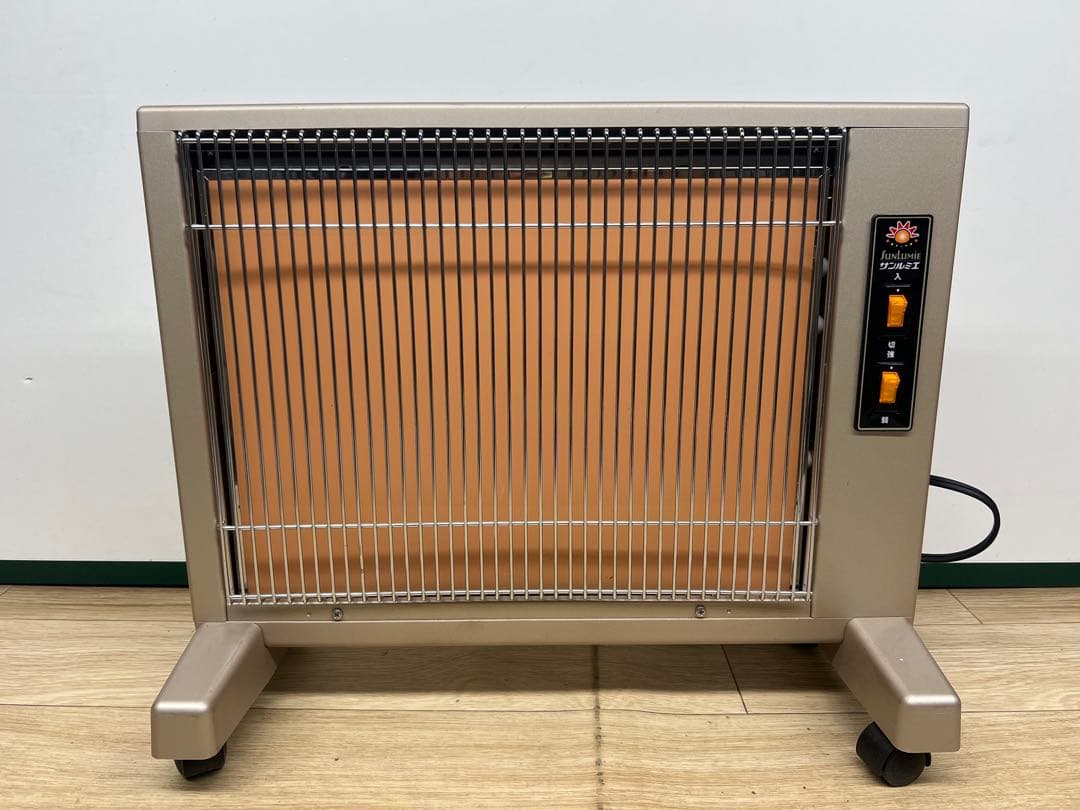 サンルミエ キュート E800LS 遠赤外線 暖房 8畳 動作品