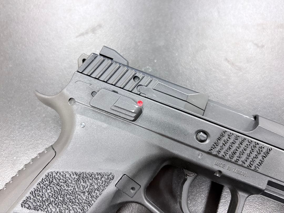 Carbon8 CZ P-09　カーボネイト　CO2ガスブローバックハンドガン