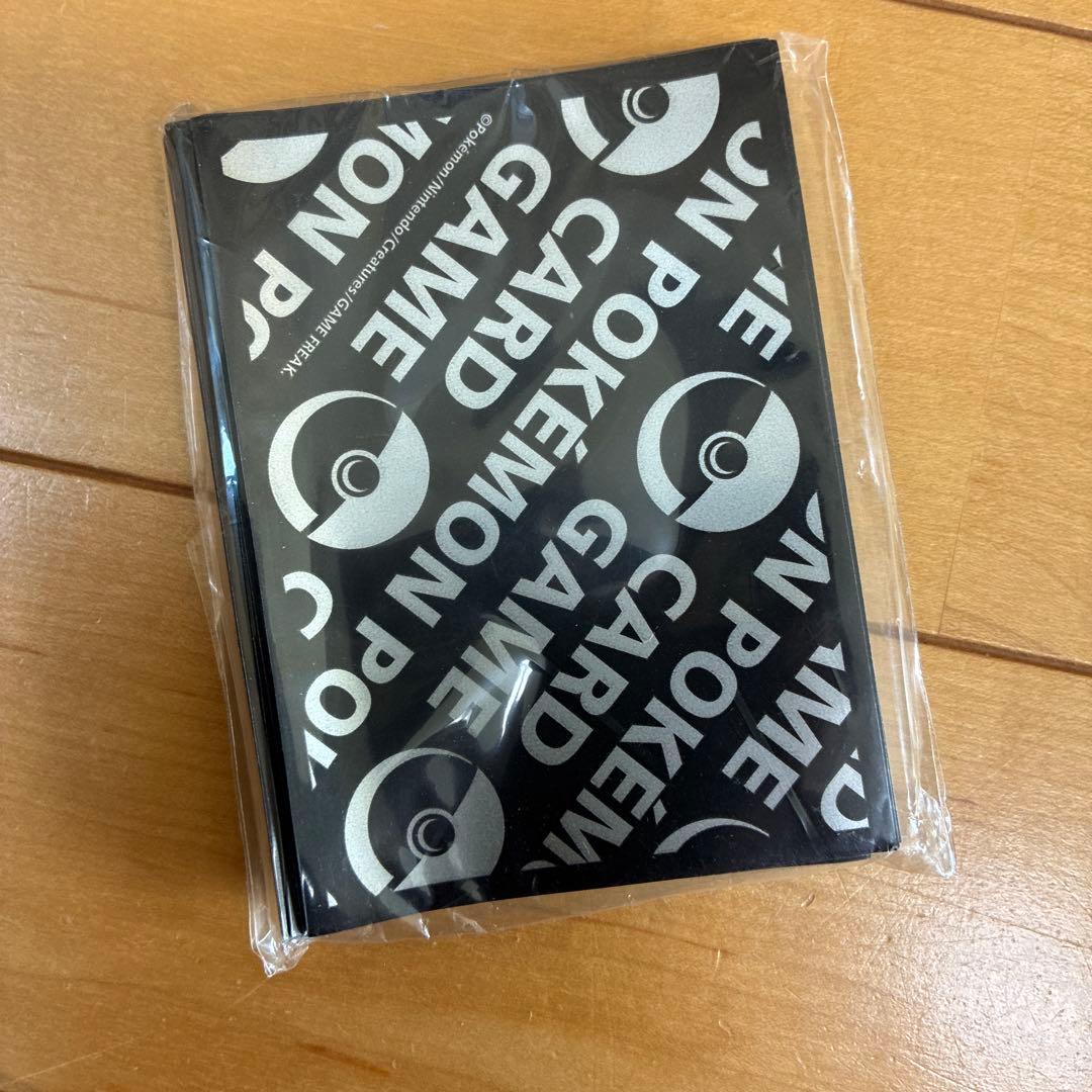 トレーディングカード スリーブ