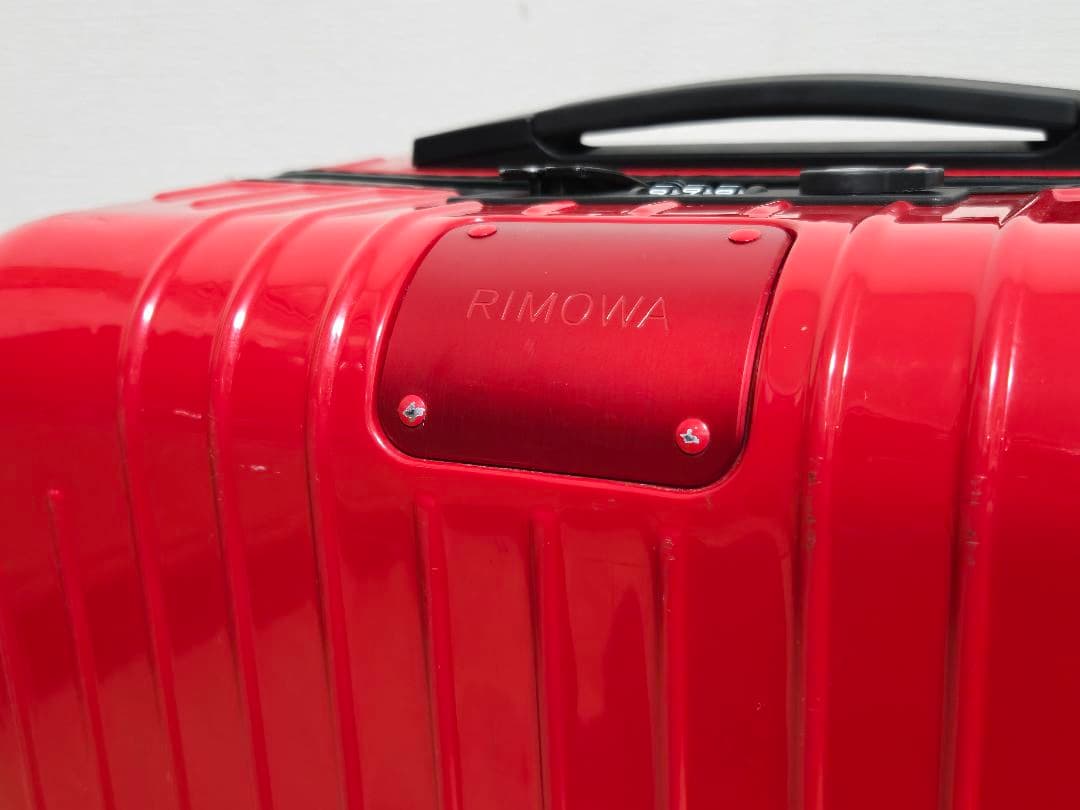 中古】リモワ RIMOWA エッセンシャル ライト キャビン 37L レッド 楽天