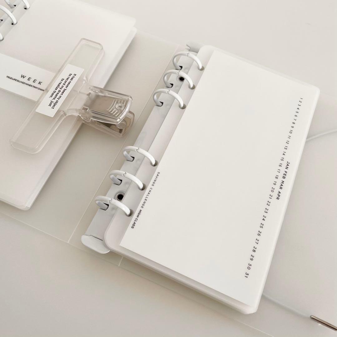 早い者勝ち　韓国　貯金　バインダー　リフィル　ダブルリングバインダー　白　4