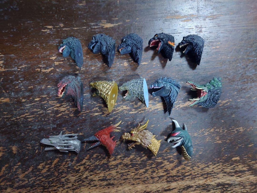 ゴジラ一番くじ　モンスターヘッドマグネット 14体セット