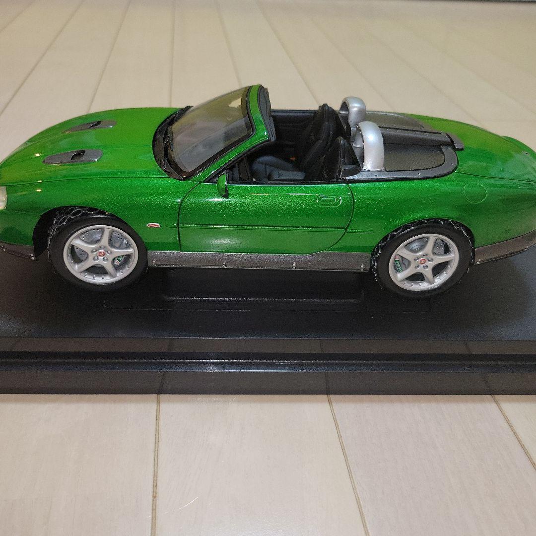 JOY RIDE 007ボンドカー ジャガーXKR ロードスター1/18 - メルカリ