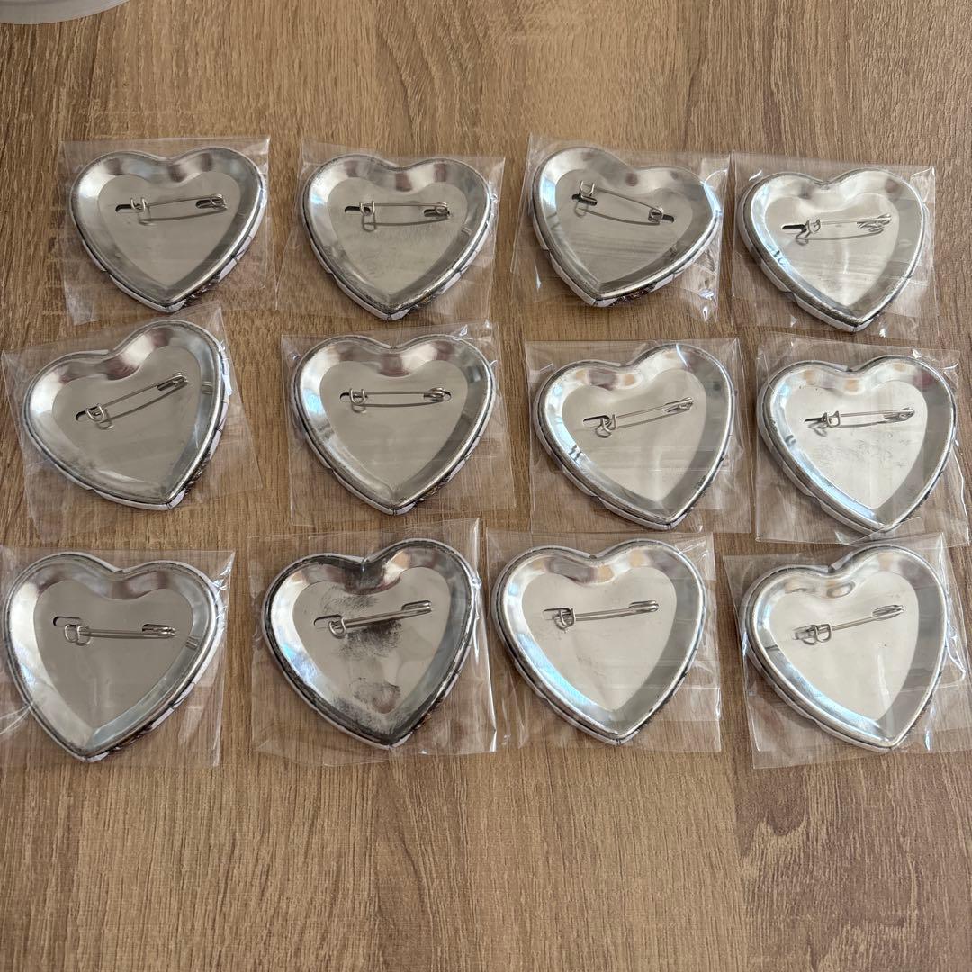 ダイヤのA 成宮鳴 缶バッジ - メルカリ