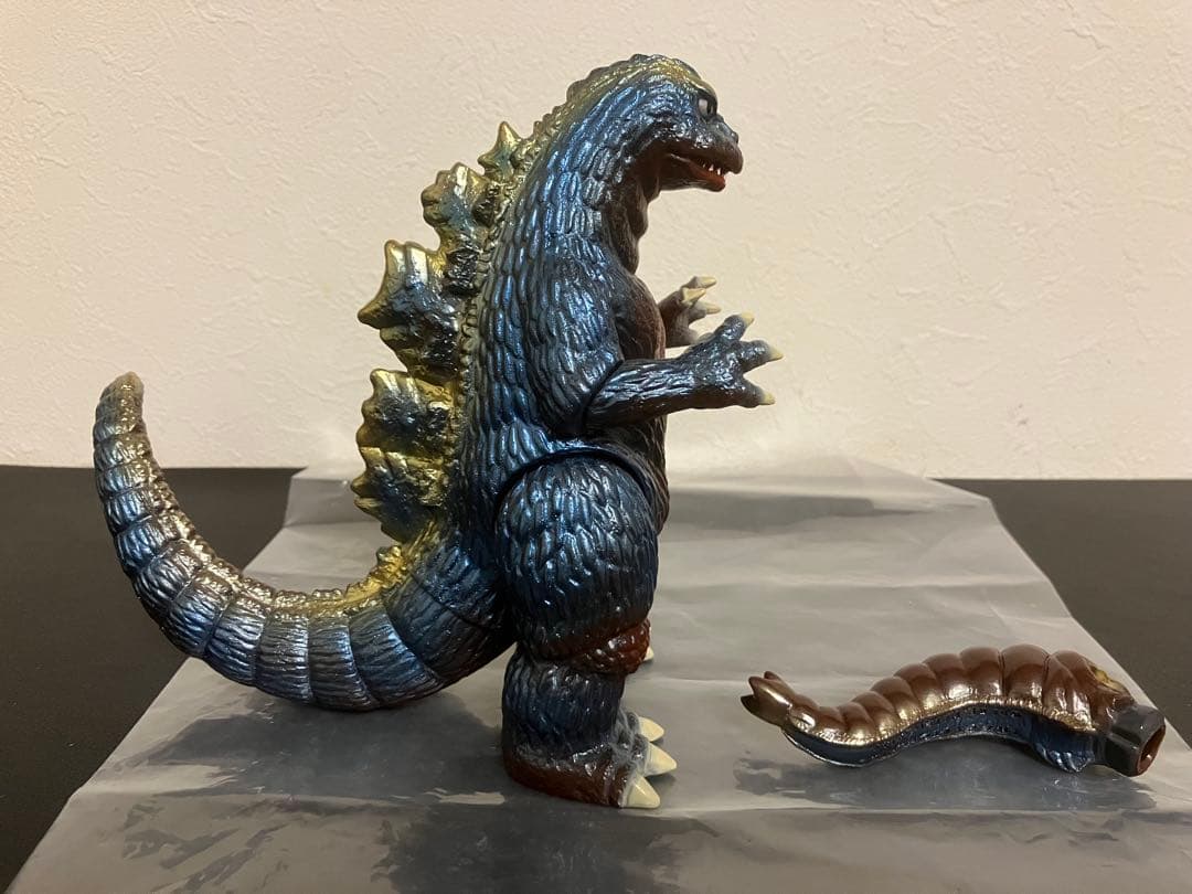 One up. ゴジラ 1964　 モスラ対ゴジラ　ソフビ