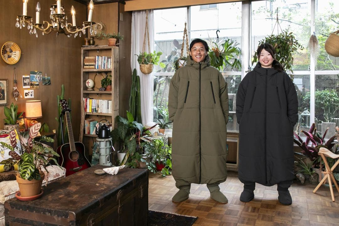 着る寝袋「モモンガ」エクストラ｜チャコール｜Mサイズ｜2024年モデル