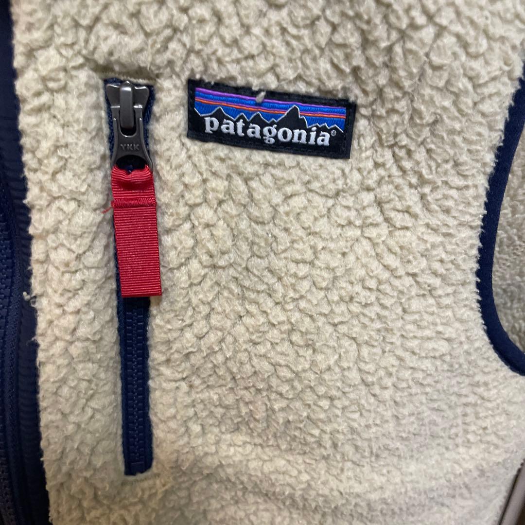 patagonia フリースベスト S クリーム色