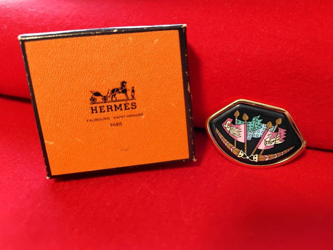 HERMES エルメス ブローチ エマイユ 七宝焼