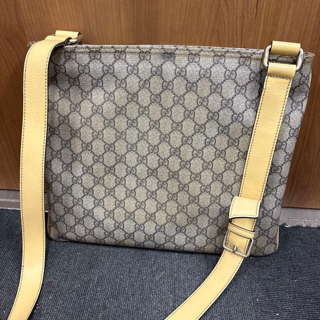 GUCCI ショルダーバッグ GG