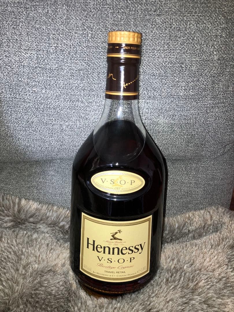 ヘネシー VSOP プリヴィレッジ コニャック 1.00L. 未開栓　年代物