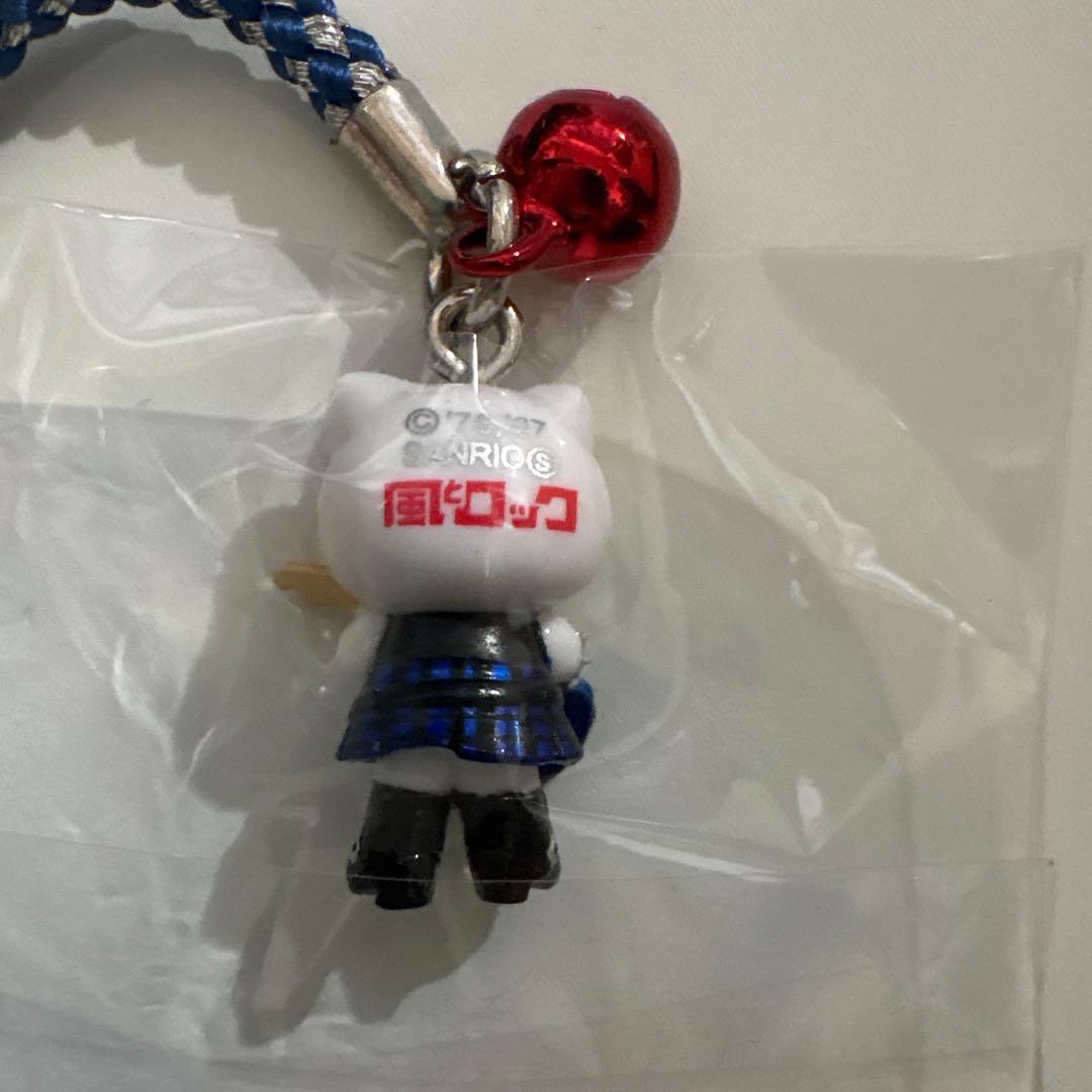 激レア　ハローキティ 風とロックバージョン ストラップ