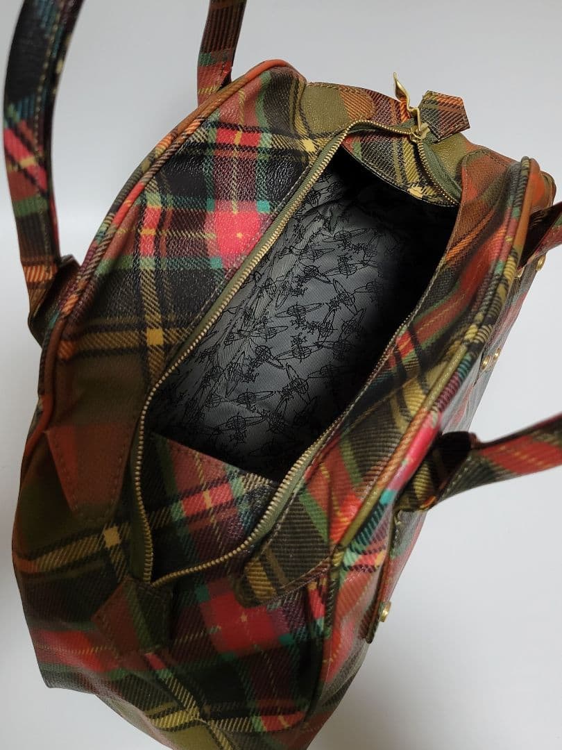 O*O様 ☆美品☆Vivienne Westwood タータンチェック柄 ハンド
