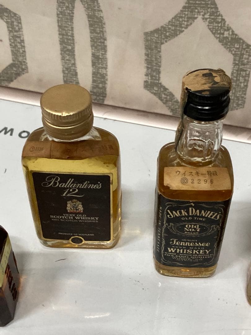 古酒 希少 ミニチュアボトル おまとめ クラウンロイヤル ウィスキー 計
