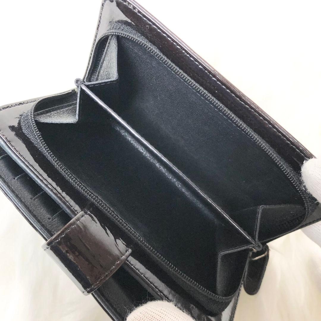 【美品】CHANEL 二つ折り財布 カメリア ココマーク パテントレザー