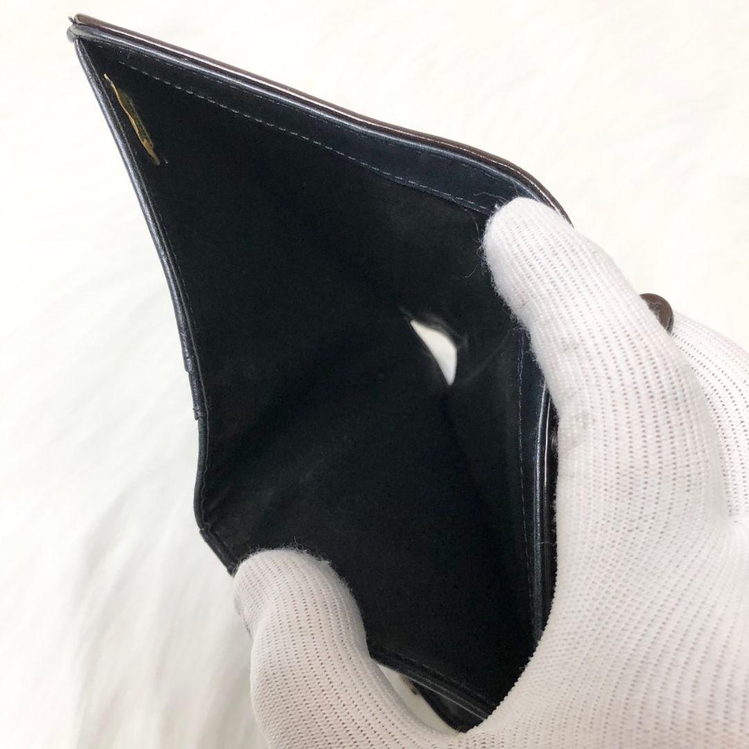 【美品】CHANEL 二つ折り財布 カメリア ココマーク パテントレザー
