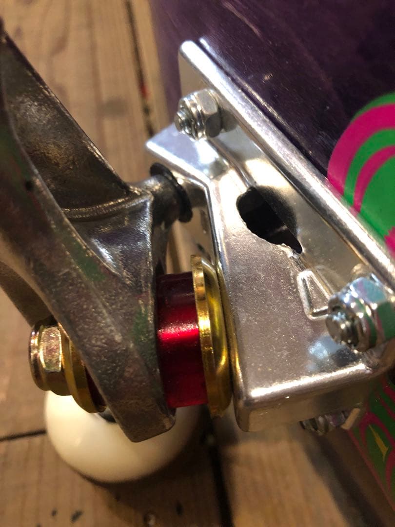 専用品　　サンタクルーズ　スケートボード　8×31.28インチ　スケボー