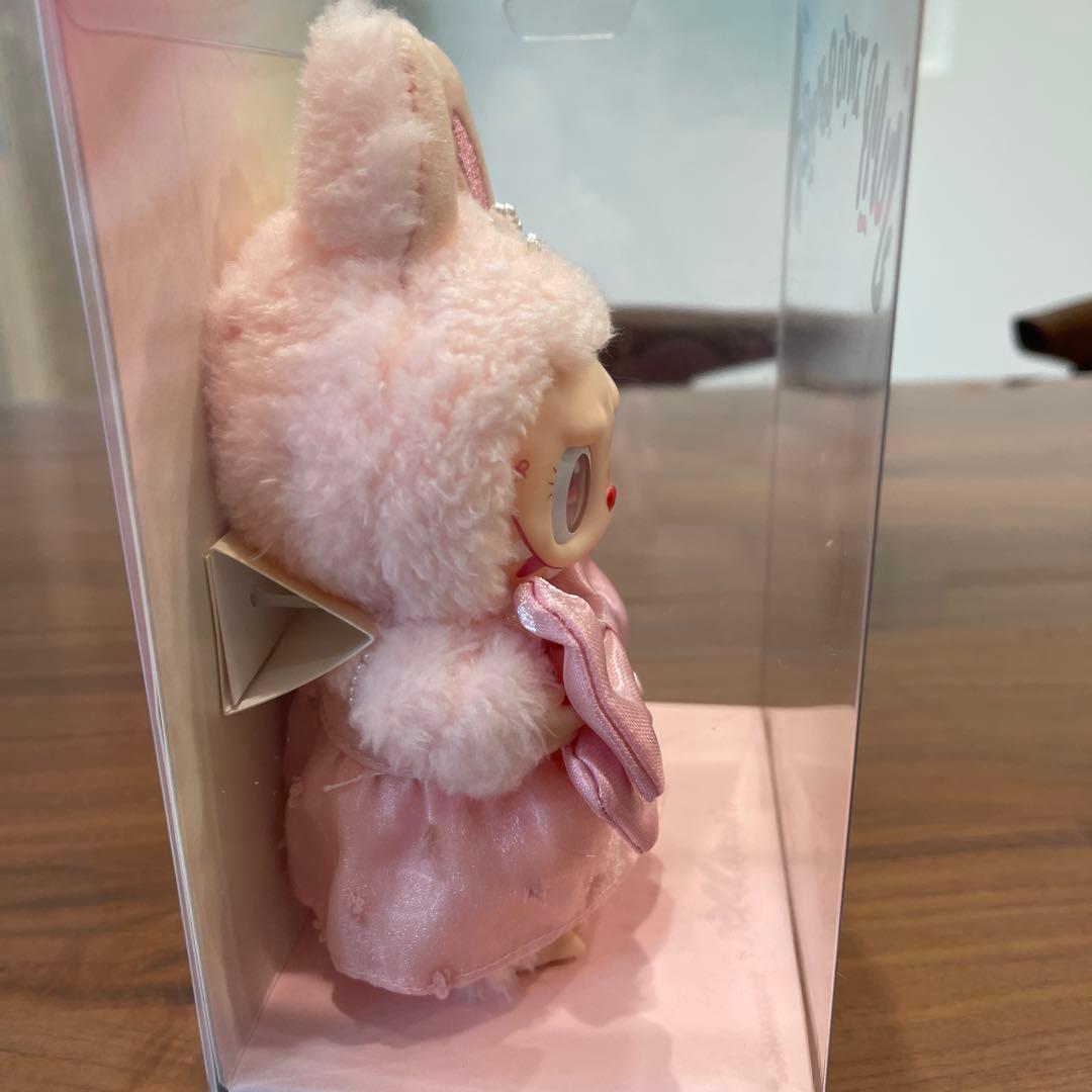 POPMART MOKOKO Jump into Summer Plushモモコ