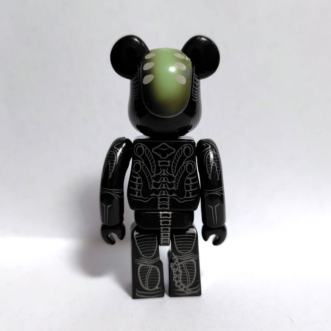 エイリアン ベアブリック 100%サイズ - メルカリ