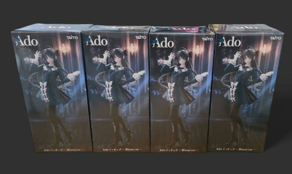 ラウンドワン限定 Ado フィギュア Winter ver. 4体セット