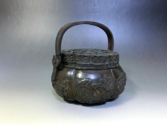 手炉□銅製 透かし花唐草 花鳥紋 大明宣徳 灰器 火器 手あぶり
