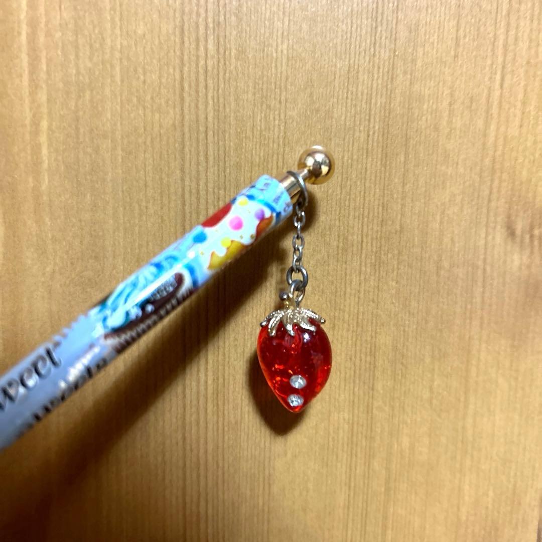 激レア 新品未使用】チャーム付き イチゴ スイーツ シャーペン 平成