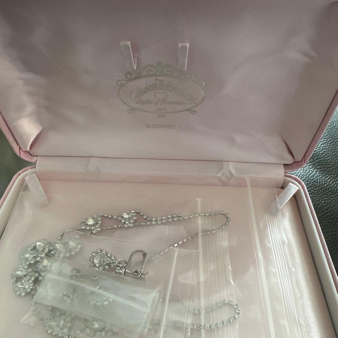 新品未使用 激レア シンデレラブレーション ネックレス イヤリング