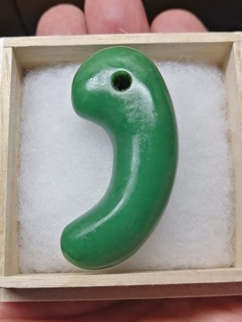 ★古墳期『糸魚川翡翠勾玉』出土品。5.20cm【超琅玕翡翠】最高峰の巨大勾玉です