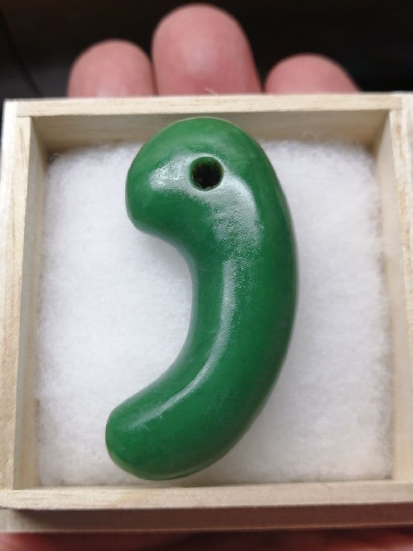 ★古墳期『糸魚川翡翠勾玉』出土品。5.20cm【超琅玕翡翠】最高峰の巨大勾玉です