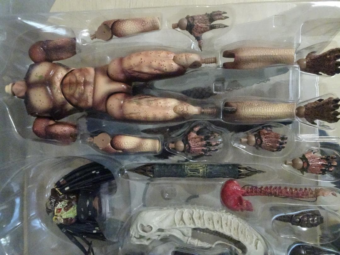 ホットトイズ 1/6スケール プレデター シティハンター MMS 45