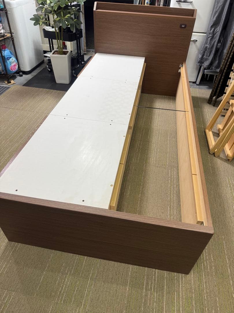 【美品】ニトリ　シングルベッドフレーム　ジオ チェスト40J MBR 板下収納