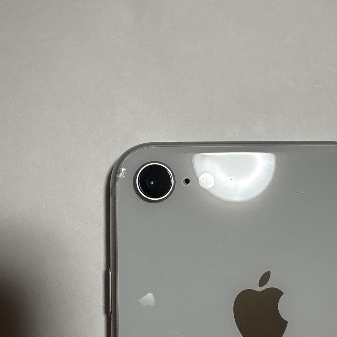 iPhone 8 ホワイト 画面傷あり オンライン で 販売