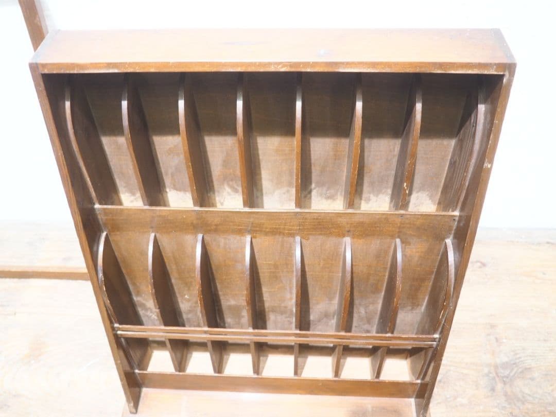 1233 昭和レトロ ガラス蓋付の収納ケース 飾り棚 ラック 古家具