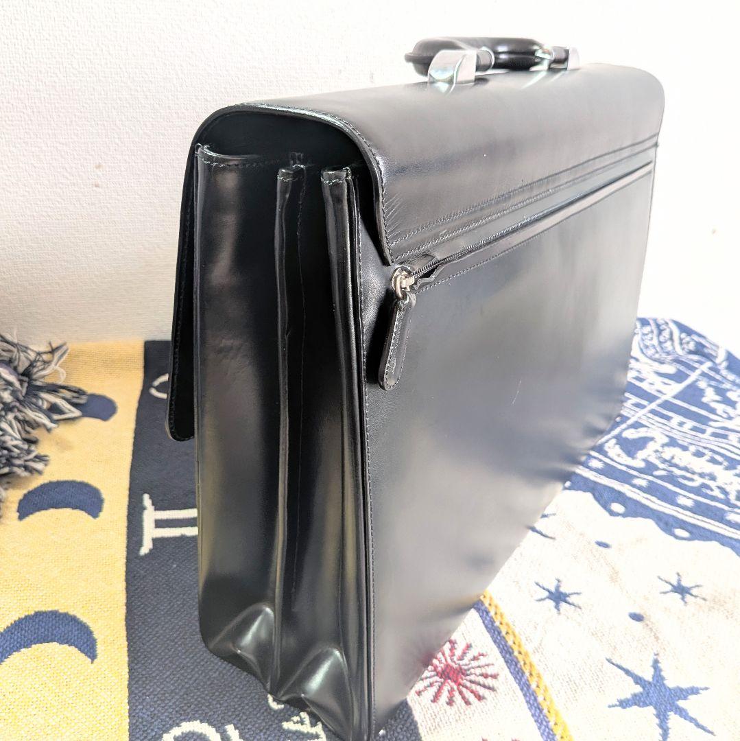 Pineider ピナイダー レザー ビジネスバッグ　黒