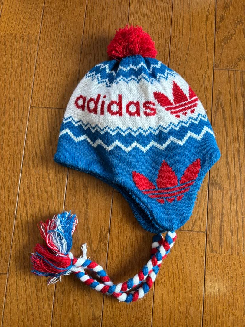 y2k adidas イヤーフラップビーニー - メルカリ