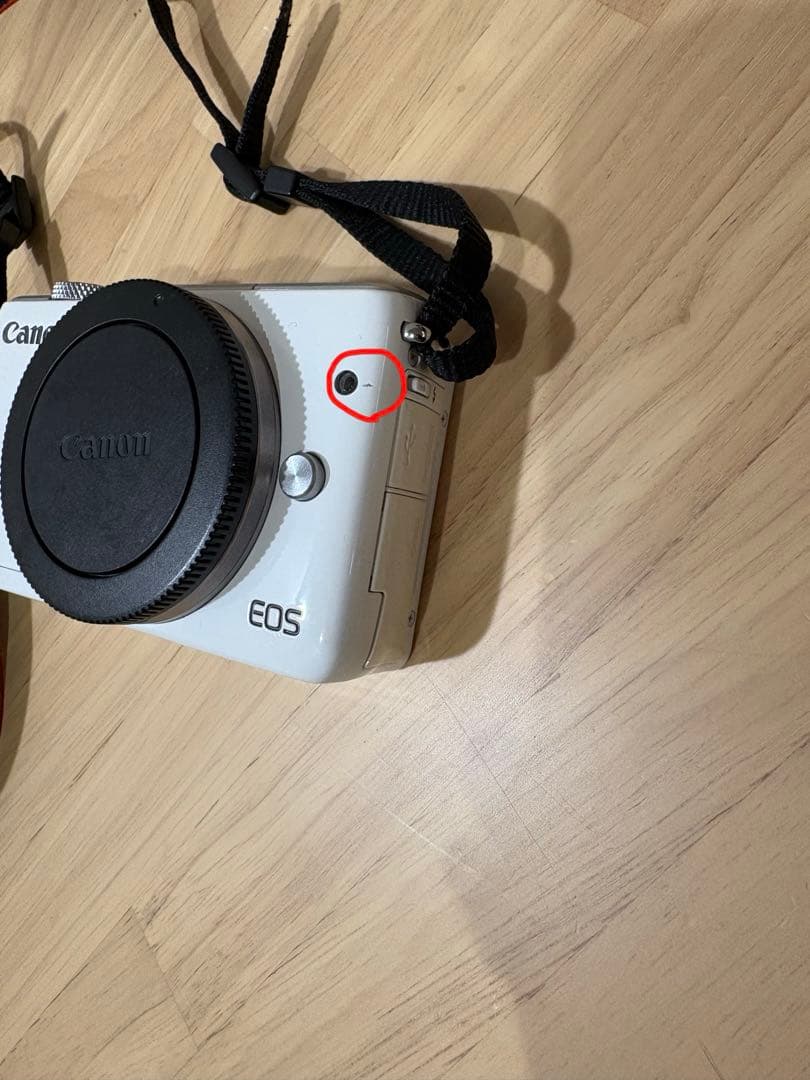 限定値引き】Canon EOS M10ダブルレンズキット SDカード64G付き