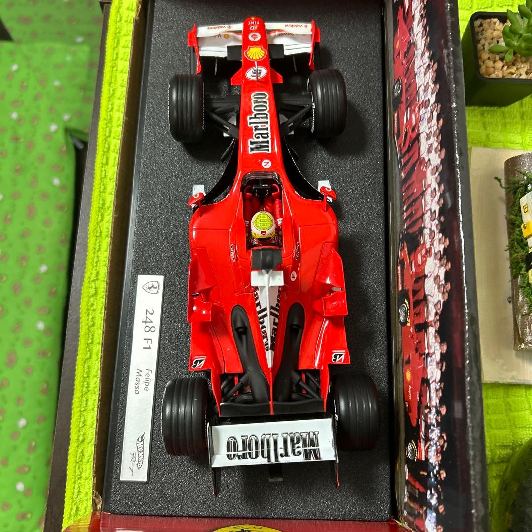 Ferrari 248 F1 Felipe Massa ミニカー1/18