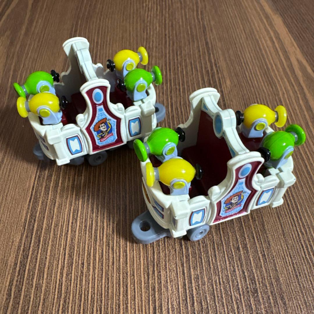 ディズニービークルコレクション　アトラクショントミカ　9種類　まとめ売り