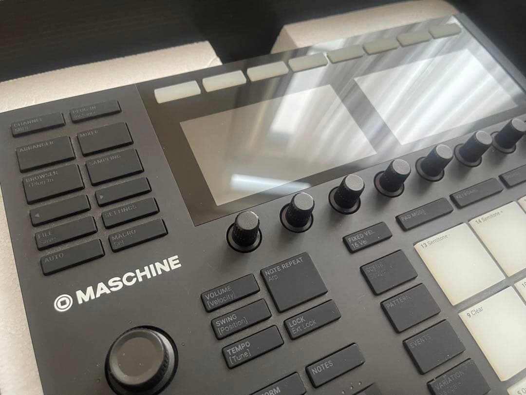 NATIVE INSTRUMENTS MASCHINE MK3 ガイドブック付