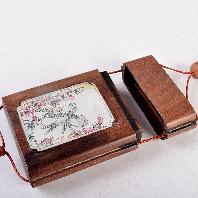 時代提げ物　玉石細工花鳥図　印籠　薬入　根付　緒締め玉　Z　8577