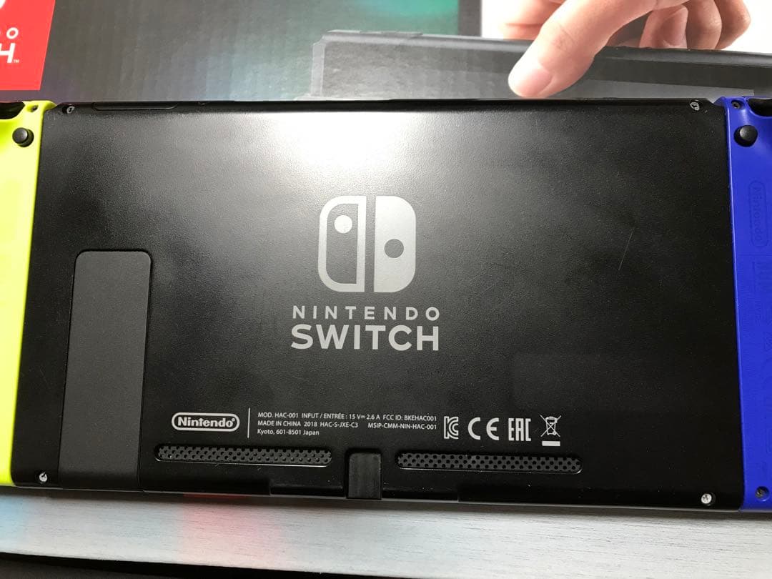 Nintendo Switch 本体 ネオン赤青