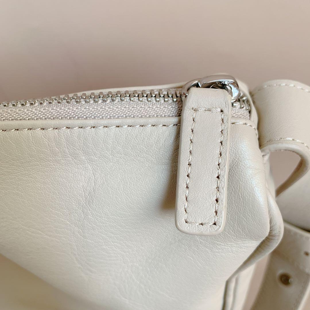 【Miyu*】イアパピヨネ 本革 スワローマチショルダーバッグ